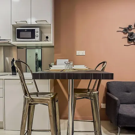 Summer Suites Klcc By Apartx Kuala Lumpur Luaran gambar