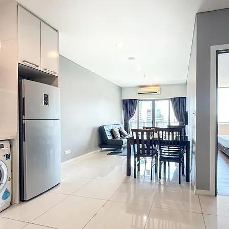 Summer Suites Klcc By Apartx Kuala Lumpur Luaran gambar
